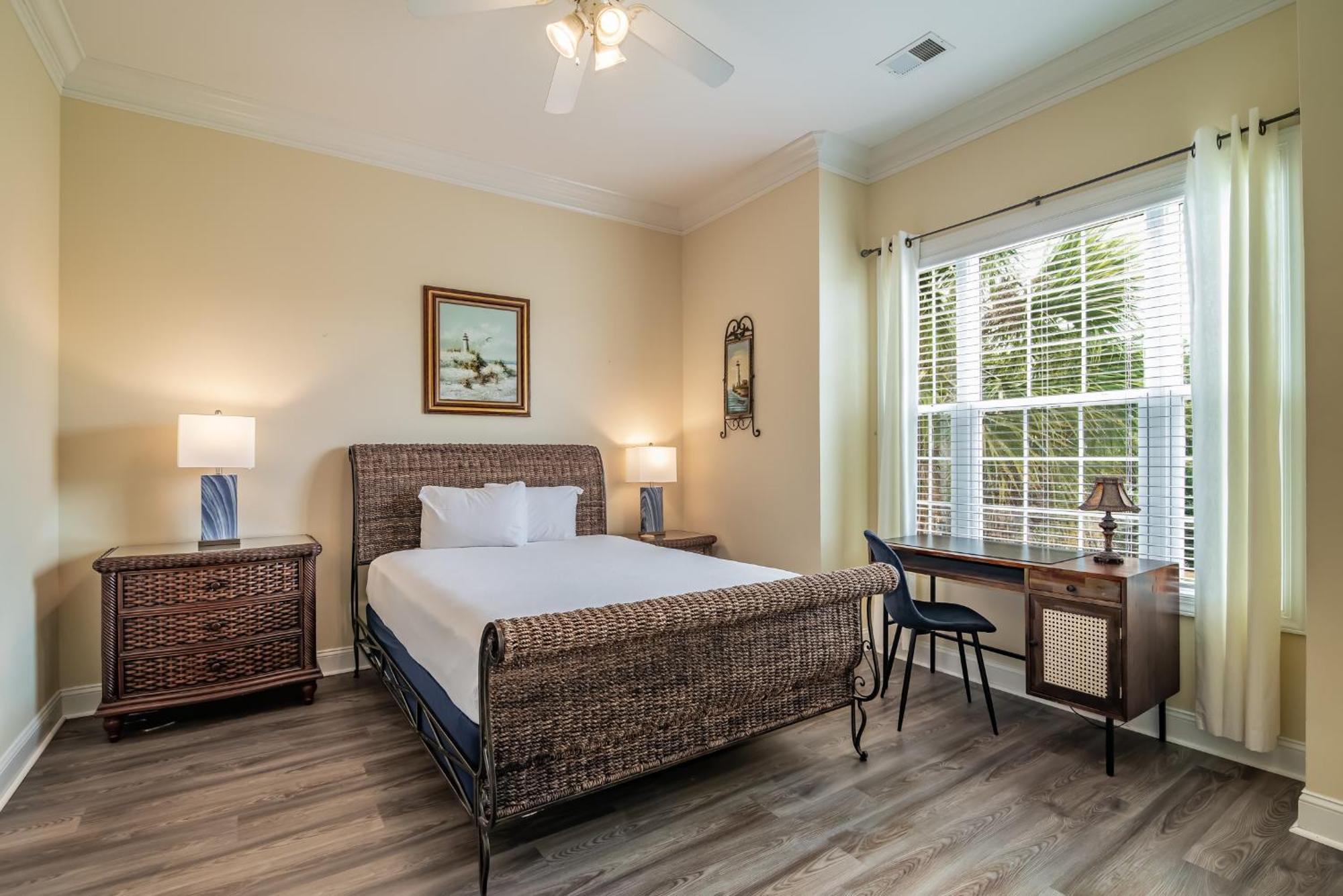 Litchfield Beach & Golf Resort Екстериор снимка