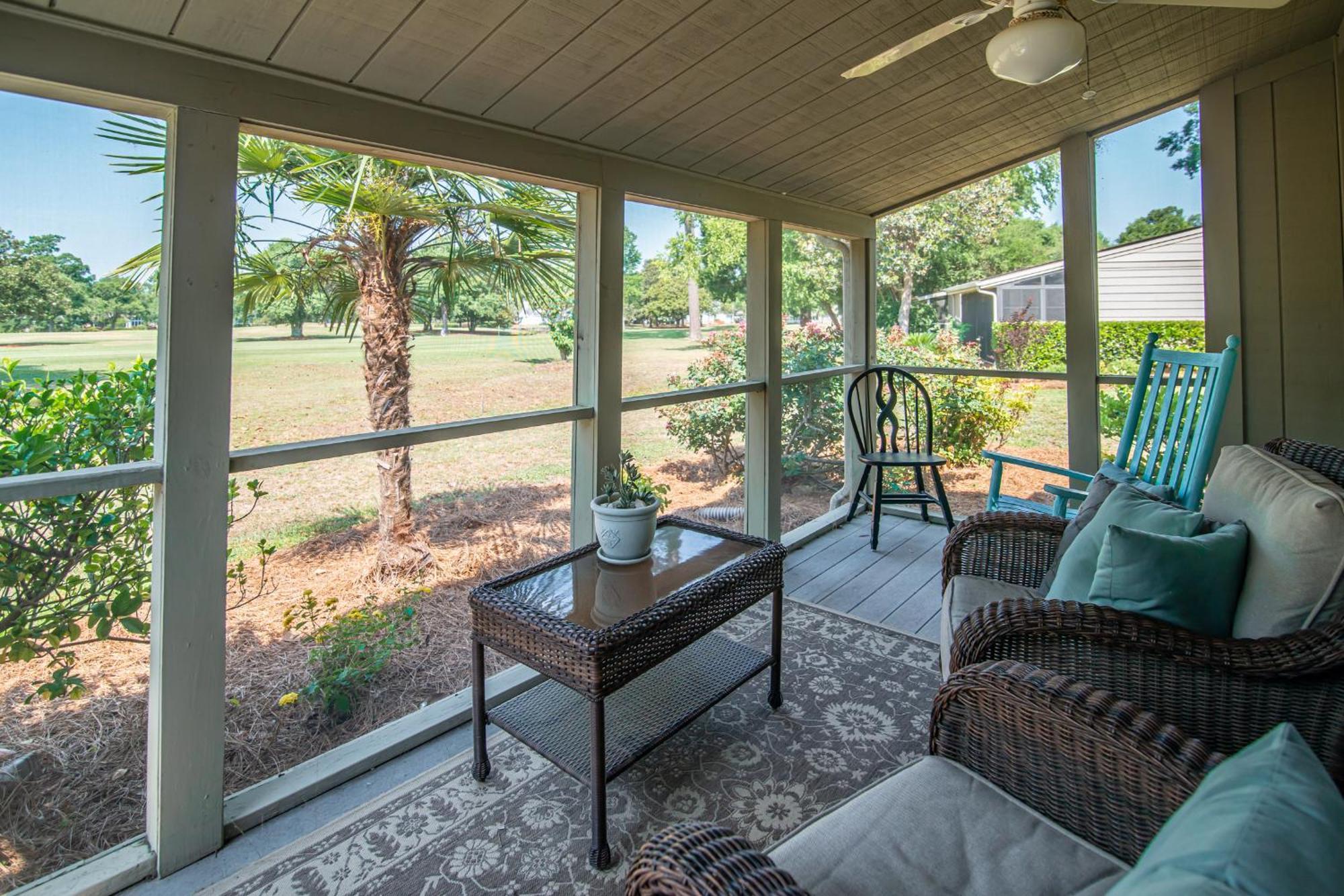 Litchfield Beach & Golf Resort Екстериор снимка