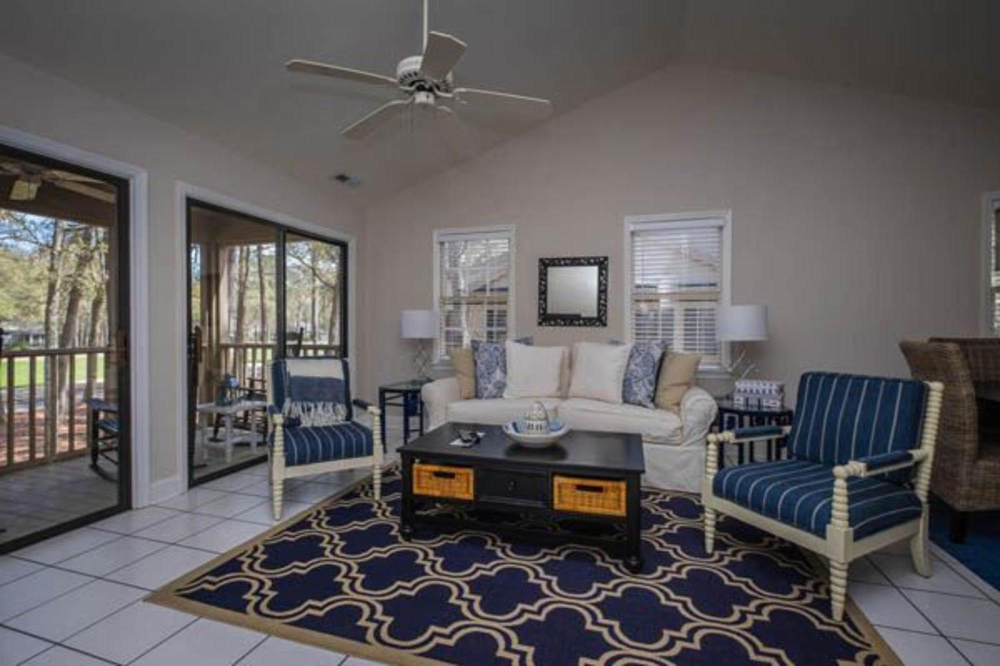 Litchfield Beach & Golf Resort Екстериор снимка