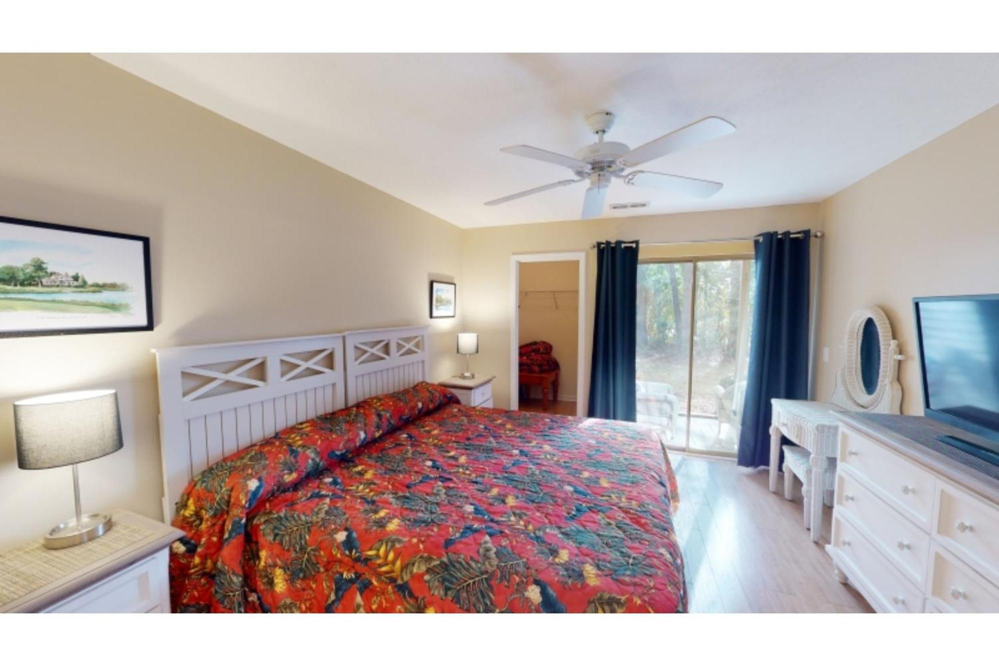 Litchfield Beach & Golf Resort Екстериор снимка
